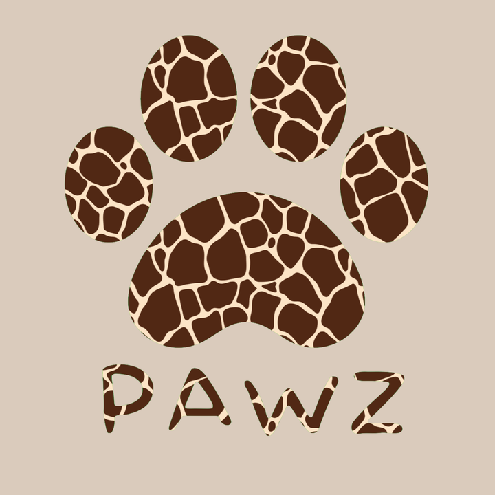 Giraffe Paw (Adult Short Sleeve T-Shirt)